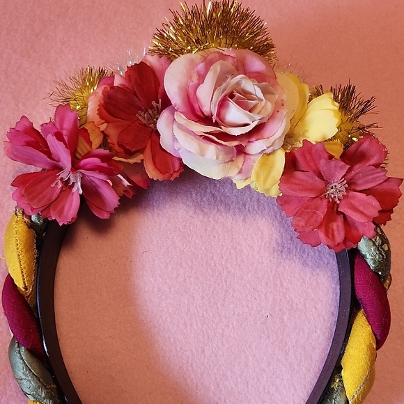 Floral Crown - Picture 2 of 3